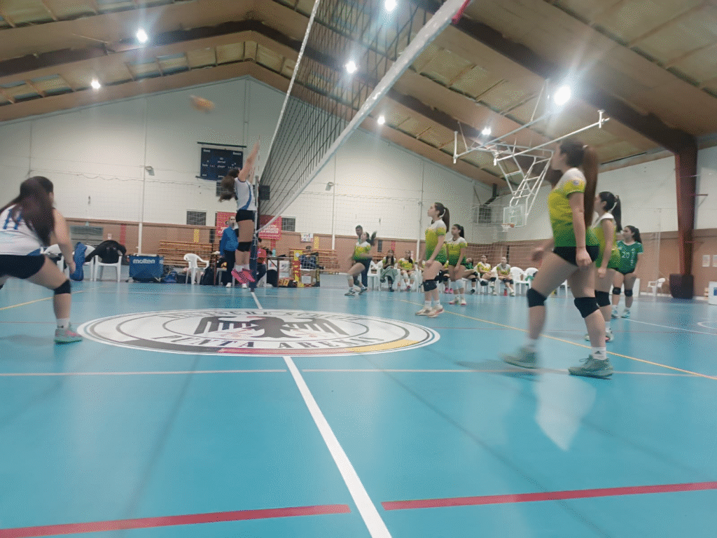 Asociación de Vóleibol de Punta Arenas conforma histórico proceso de preselección regional Sub-14
