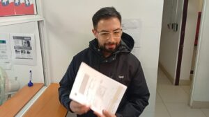 Vecinos del sector norte de Punta Arenas entregan carta al Serviu con más de 200 firmas para exigir pavimentación de accesos