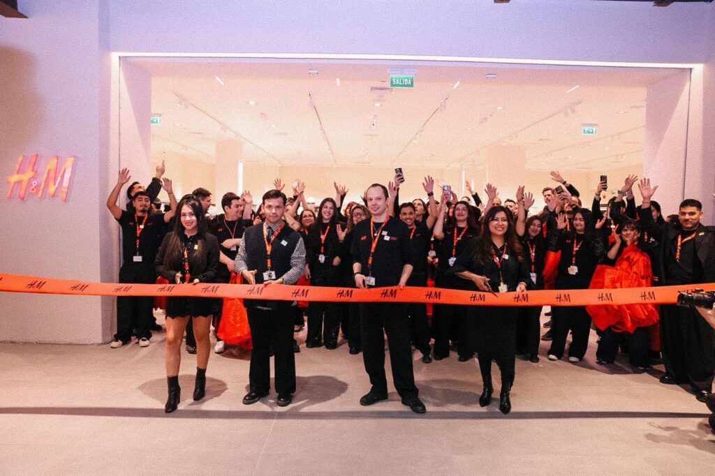 H&M inaugura en Punta Arenas su tienda más austral del mundo en el Mall Espacio Urbano Pionero