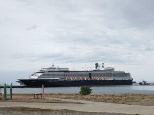 EPA proyecta 158 recaladas y cerca de 70 mil pasajeros para la temporada de cruceros 2026-2027 en Magallanes