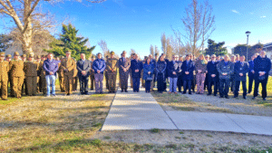 Carabineros e Inauguran el monolito “Gloria y Victoria” en Avenida Bulnes de Punta Arenas en homenaje a sus mártires