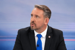 Parlamentarios liderados por diputado Alejandro Riquelme exigen a Argentina derogar decreto sobre el Estrecho de Magallanes