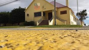 Escuela de Porvenir emite grave alerta por difusión de contenido sexual en redes sociales