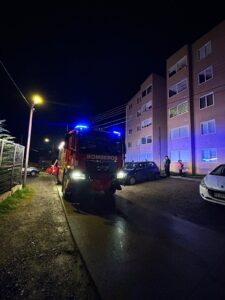 Principio de incendio en condominio San Ignacio moviliza a Bomberos y deja una persona asistida por inhalación de humo en Punta Arenas