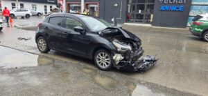 Colisión al interior de Zona Franca deja una persona lesionada y daños materiales