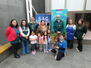 SAG dona 79 plantas nativas al Ciijum de Punta Arenas para crear espacio patrimonial educativo con la Junji