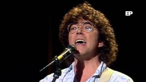 Fallece el cantautor Piero a los 81 años: El recuerdo de su histórico y clandestino concierto de 1984 en Punta Arenas