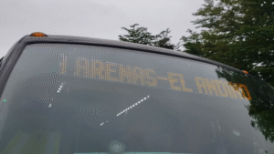 Transporte público subsidiado hacia la Reserva Nacional Magallanes consolida traslado de más de 1.300 pasajeros al mes