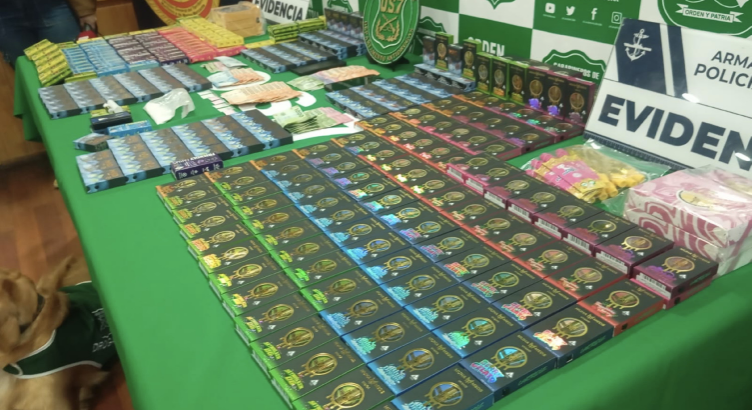 Reformalizan a red que ingresaba vapeadores de cannabis y ketamina a Punta Arenas