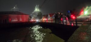 Aguas Magallanes llama a no levantar tapas de alcantarillado tras intensas lluvias en Punta Arenas