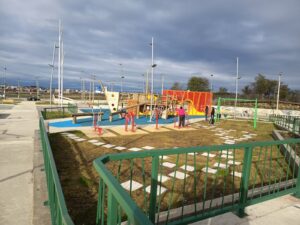 Seguridad Pública inicia acciones y refuerza patrullajes tras actos vandálicos en nueva plaza de Archipiélago de Chiloé