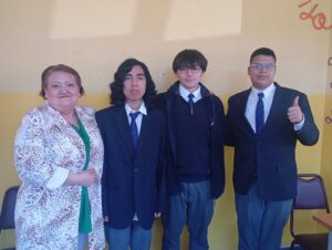 Jóvenes magallánicos revolucionan la robótica inclusiva con un innovador 