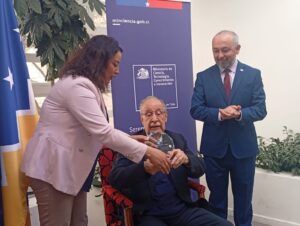 Delegación Presidencial y Seremi de Ciencias reconocen al profesor Anelio Aguayo Lobo por su invaluable aporte a la ciencia antártica y conservación marina