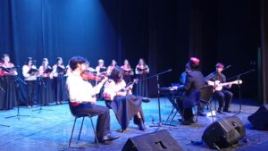 Gala Croata en Punta Arenas: Un viaje a las raíces musicales y la celebración mundial de la corbata