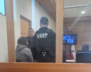 Carabineros ubica a tres adolescentes con encargo por presunta desgracia y detiene a dos adultos en Punta Arenas