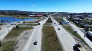 MOP restablece tránsito total en la Ruta 9 tras controlar inundación en el Humedal Tres Puentes