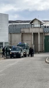 Trasladan a Punta Arenas a imputado por crimen organizado y sicariato tras fallo judicial de Concepción
