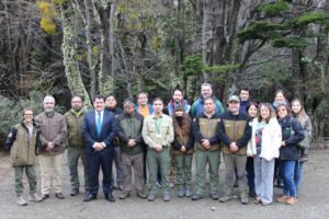 Conaf rinde homenaje a los guardaparques de Magallanes en su Día Nacional y reconoce a Fabián Igor Alvarado