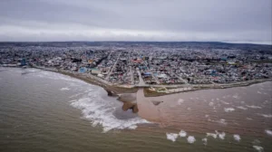 Autoridades dan por controlada la emergencia en Punta Arenas tras paso de frente de mal tiempo: Alerta Roja se mantiene de forma preventiva